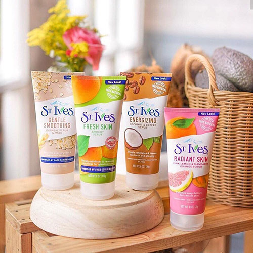 Sữa Rửa Mặt Tẩy Tế Bào Chết St.Ives của Mỹ