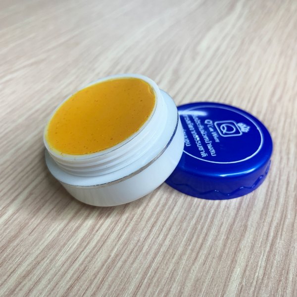 Kem Nghệ Trị Mụn Trắng Da Q Care White Dưỡng Da Mặt-4