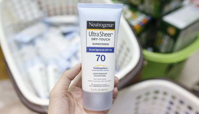 Kem Chống Nắng Toàn Thân Neutrogena Ultra Sheer Dry-Touch Kem Chống Nắng-1