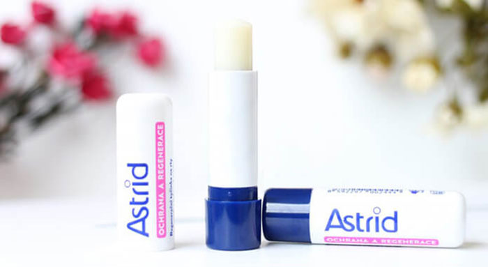 Son Dưỡng Môi Mỡ Hươu Astrid Trang Điểm Môi-1