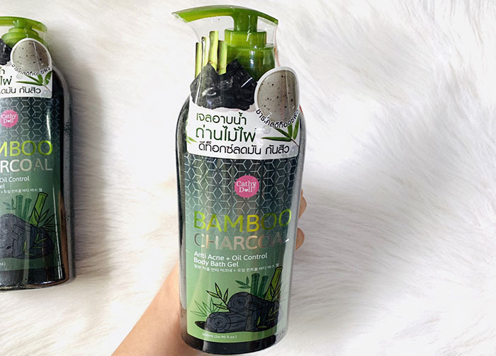 Sữa Tắm Than Tre Đặc Trị Mụn Lưng Cathy Doll Bamboo Charcoal Sữa Tắm-1