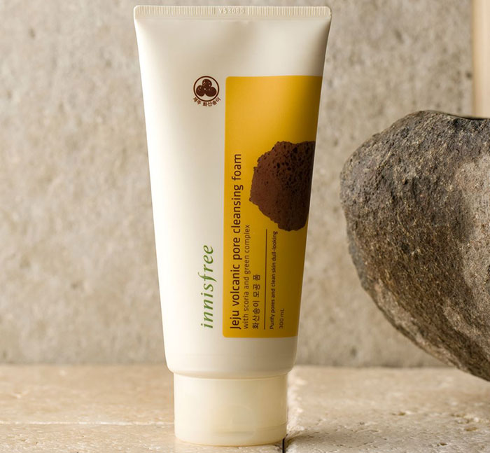 Sữa Rửa Mặt Tẩy Da Chết Tro Núi Lửa Innisfree Jeju Volcanic Pore Scrub Foam Sữa Rửa Mặt-1