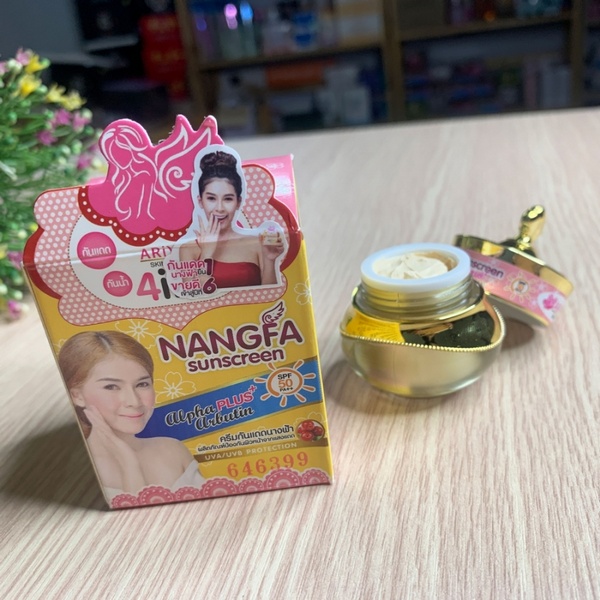 Kem Chống Nắng Che Khuyết Điểm Nangfa 4 In 1 - Thái Lan