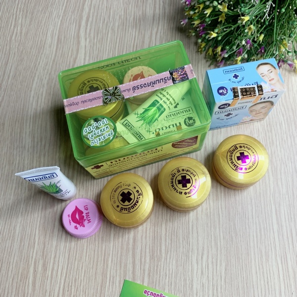 Set Trị Mụn - Tàn Nhang Và Trị Nám YanHee Thái Lan - Xanh Lá