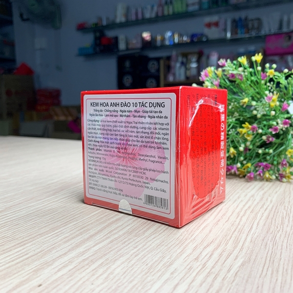 Kem Dưỡng Trắng Da Hoa Anh Đào Nhật Bản-2