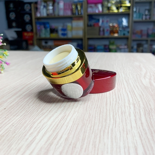 Kem Dưỡng Trắng Da Hoa Anh Đào Nhật Bản-6