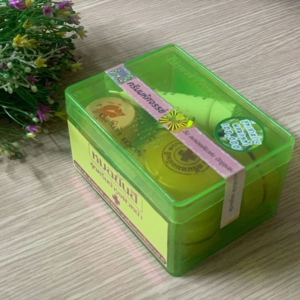 Set Trị Mụn - Tàn Nhang Và Trị Nám YanHee Thái Lan - Xanh Lá-1