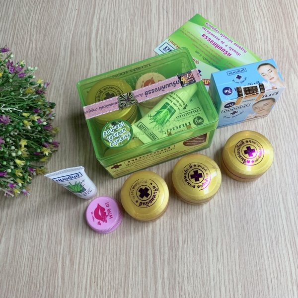 Set Trị Mụn - Tàn Nhang Và Trị Nám YanHee Thái Lan - Xanh Lá-4