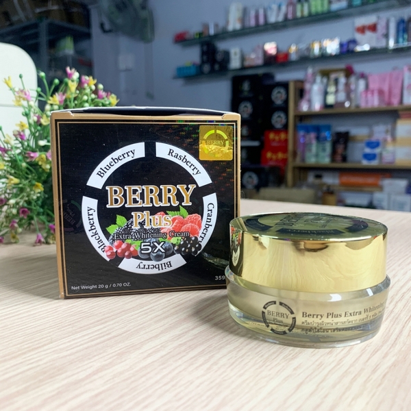 Kem Dưỡng Trắng Da Trị Nám Berry Plus Extra Whitening Cream Thái Lan-1